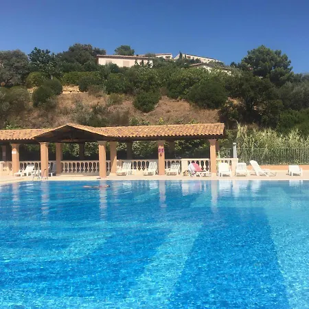 Apt. La Corniche 810 - F - * Les Issambres